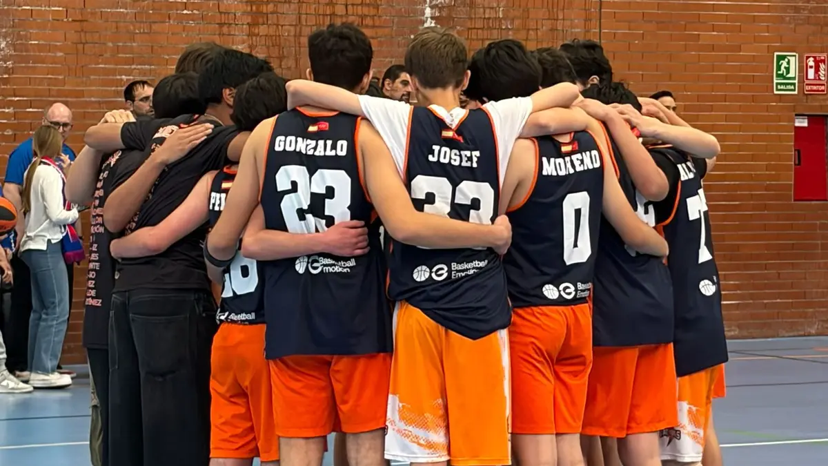 Vallekas Basket Naranja vs C.D.V. CADETE ROJO