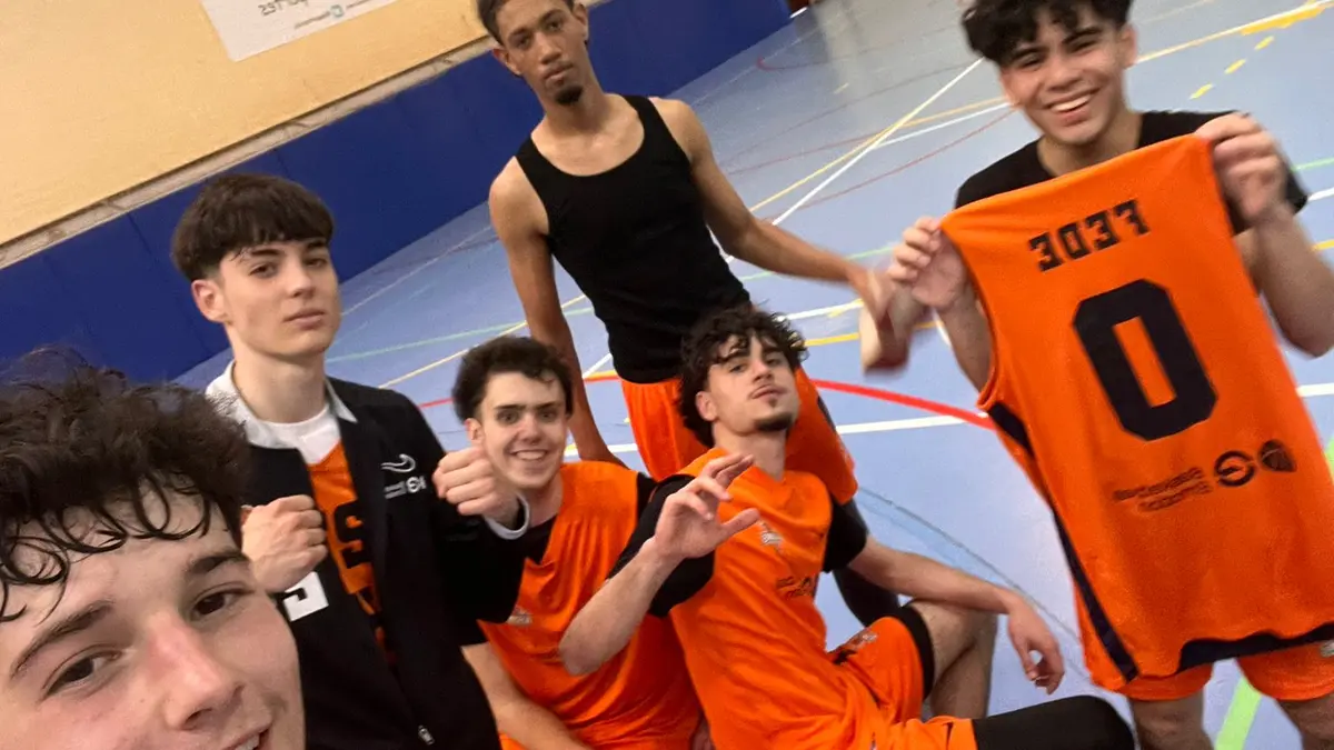VILLAVICIOSA DE ODON A.B. vs Vallekas Basket
